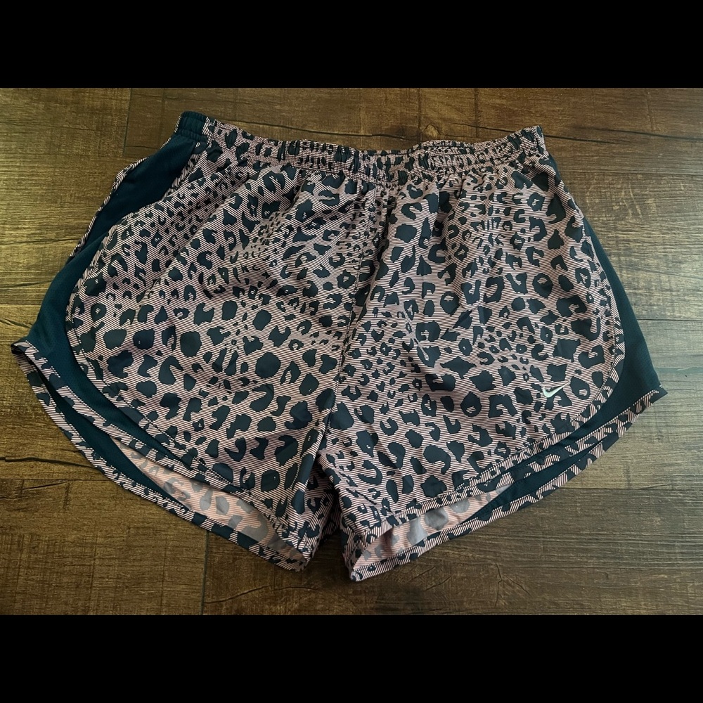 NWT Nike Tempo shorts size large navy pink leopard